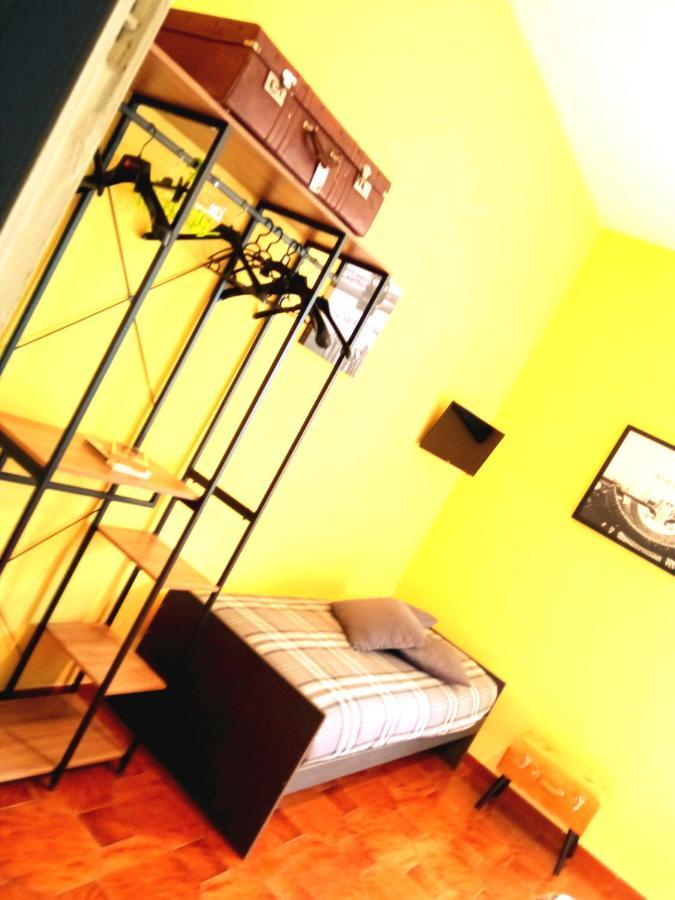 Couette-café Non Ci Resta Che Naples