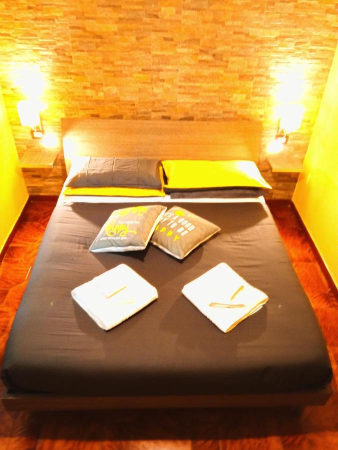 Couette-café Non Ci Resta Che Naples